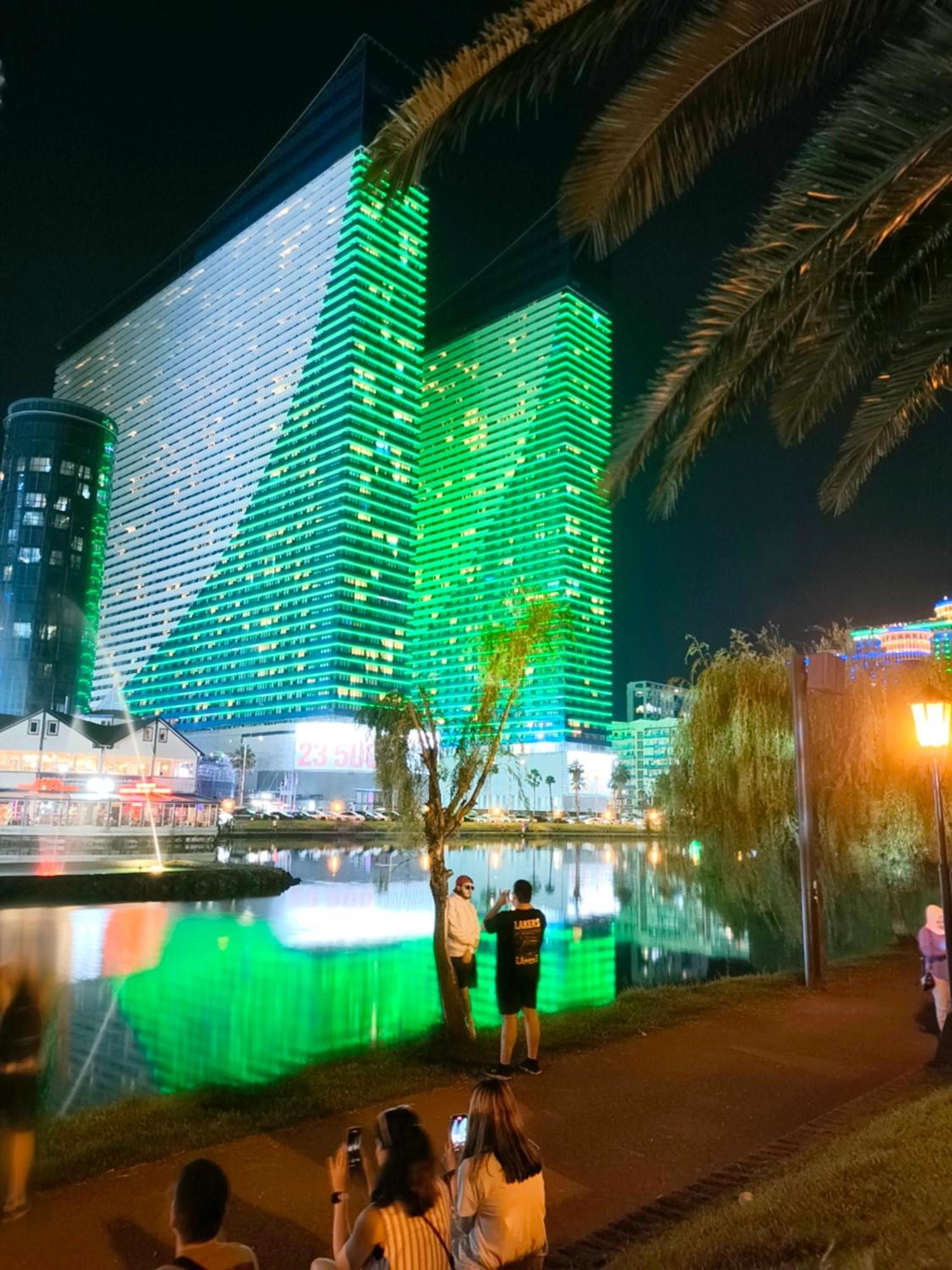Orbi-City Batumi Apartments Sea View 外观 照片